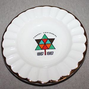 3/$77❤️rare vintage 6" Canada Centennial 1867-1967 ashtray Georgian China